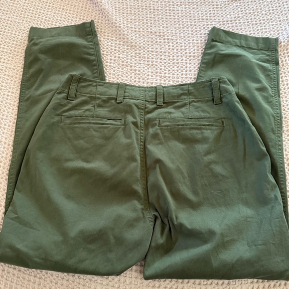 GAP Downtown Khaki Pants Olive Green Size 4 | Slim Ankle Stretch Cotton Chinos - Picture 5 of 6
